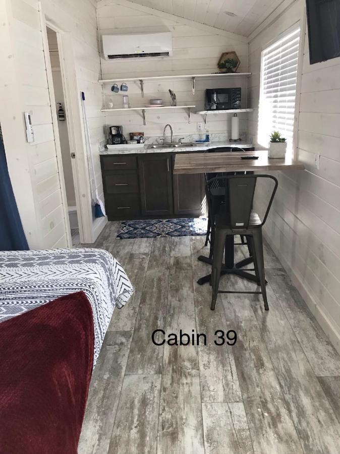Casa de férias Lakefront Studio With Private Porch #39 At Long Cove