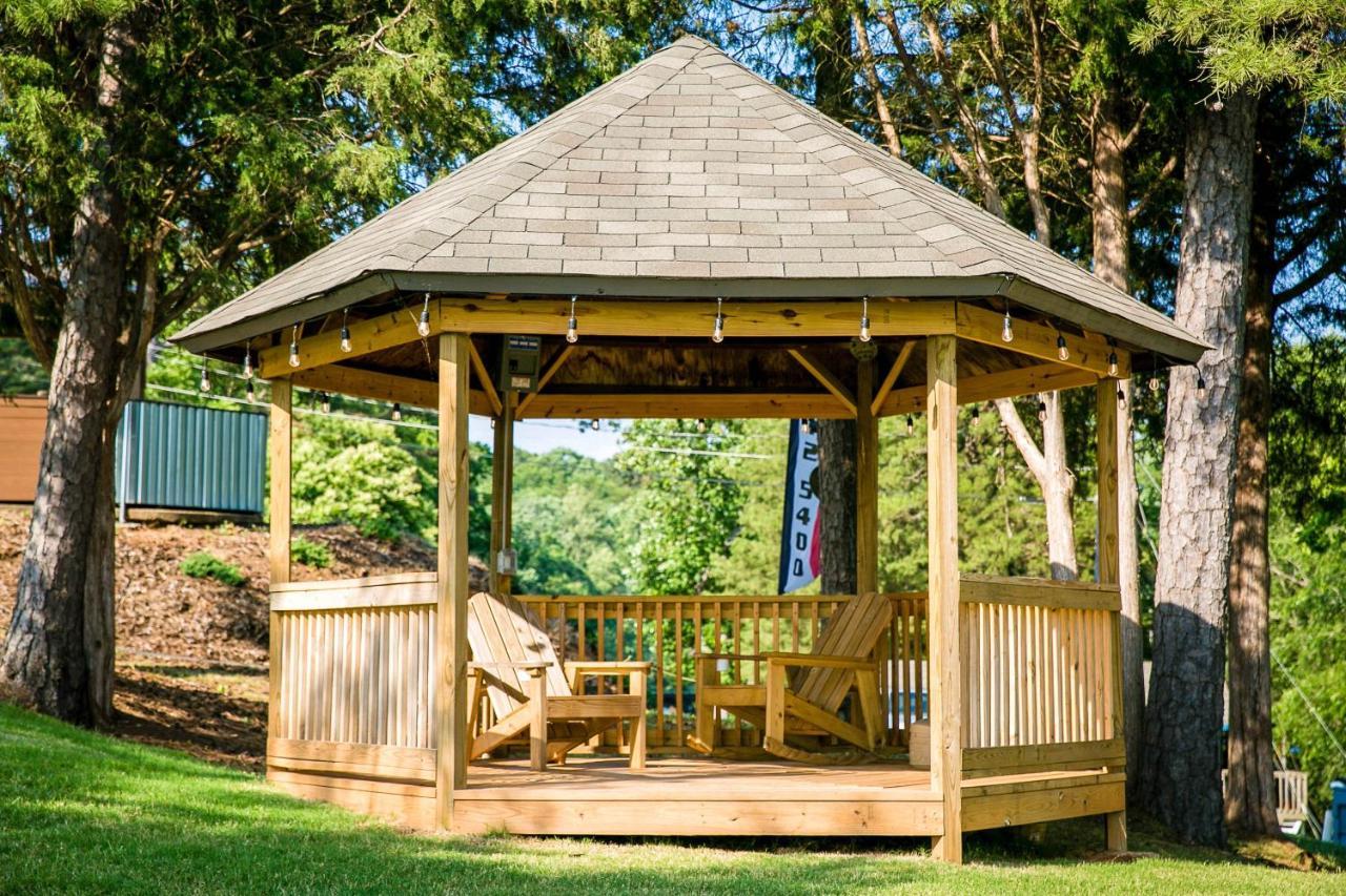 Casa de férias Lakefront Studio With Private Porch #39 At Long Cove Charlotte